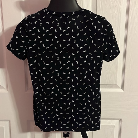 Loft Ann Taylor Black Pocket Tee W/ Bow Print Detail Size Small - Picture 5 of 5